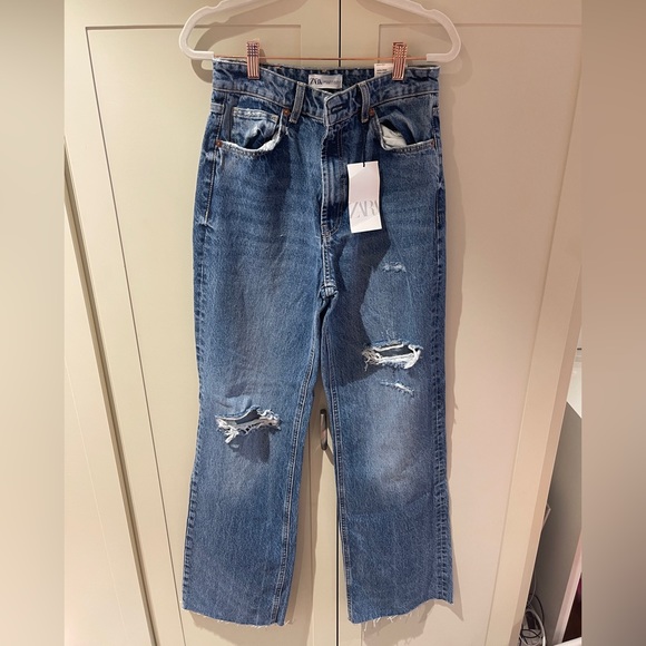 Zara Ripped Jeans - Picture 1 of 1